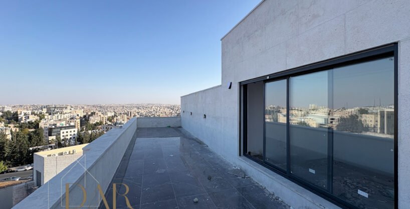 Top-Floor Duplex Apartment with Rooftop in Fourth Circle – Amman, Jordan