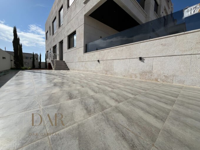 Ground-Floor Duplex Apartment in Al Thaher – Amman, Jordan