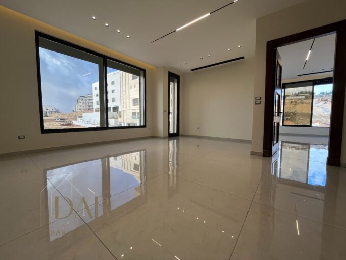 First-Floor Apartment in Rajm A'meish – Amman, Jordan
