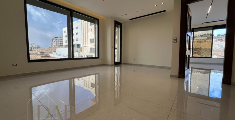 First-Floor Apartment in Rajm A'meish – Amman, Jordan