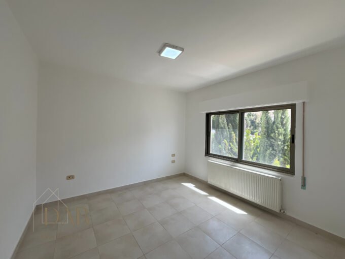 Second-Floor Apartment in Khalda (Al-Oujaaniya) with Excellent Location – Amman, Jordan